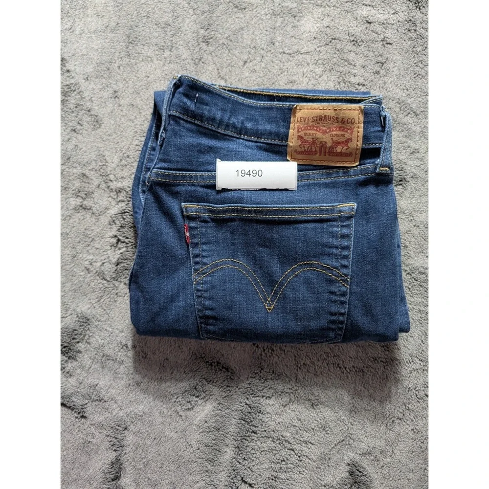 Levi's Boyfriend Fit Jeans Women's Size 32 Dark Wash